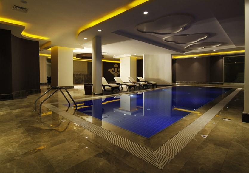 Ada Beach Hotel Karavas  Экстерьер фото