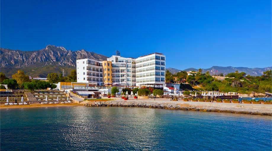 Ada Beach Hotel Karavas  Экстерьер фото