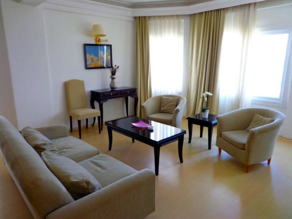 Ada Beach Hotel Karavas  Экстерьер фото