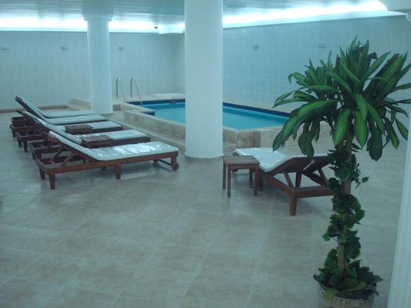 Ada Beach Hotel Karavas  Экстерьер фото
