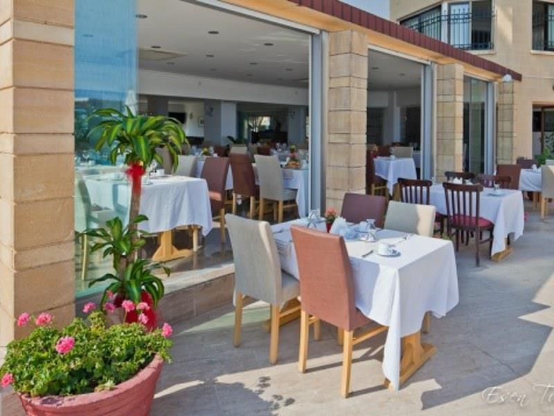 Ada Beach Hotel Karavas  Экстерьер фото